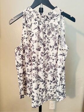Violets & Roses Bird Floral Toile Sleeveless Blouse Ivory Black Gray Size M